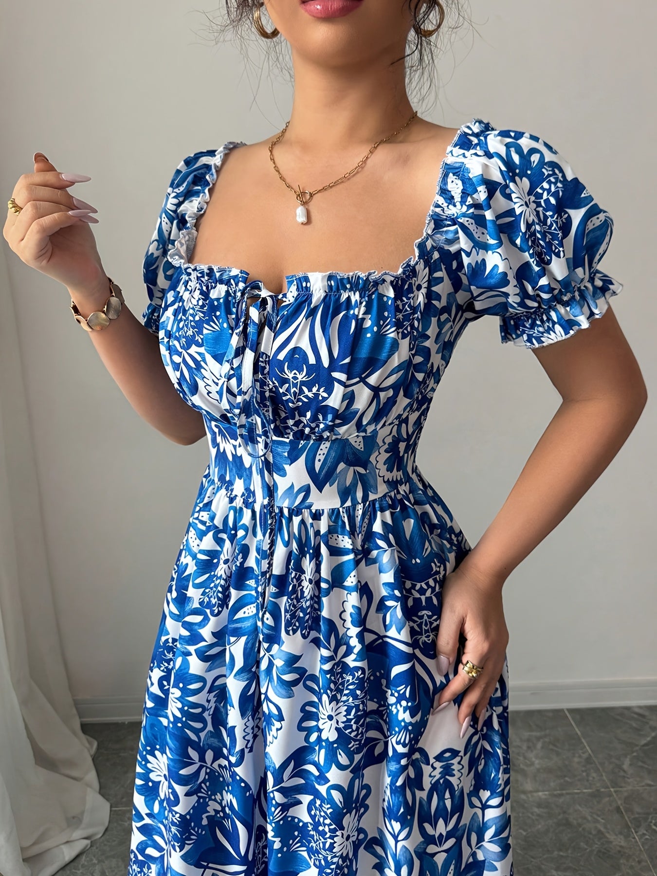 Elegant Floral Print Maxi Dress with Puff Sleeves