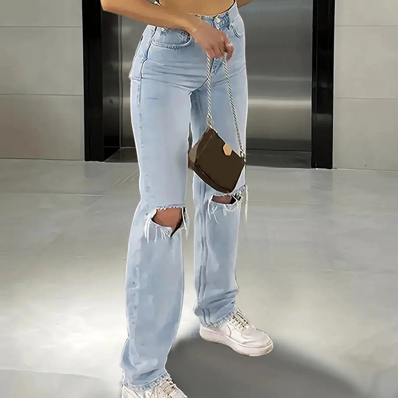 Women's new knee-piercing jeans