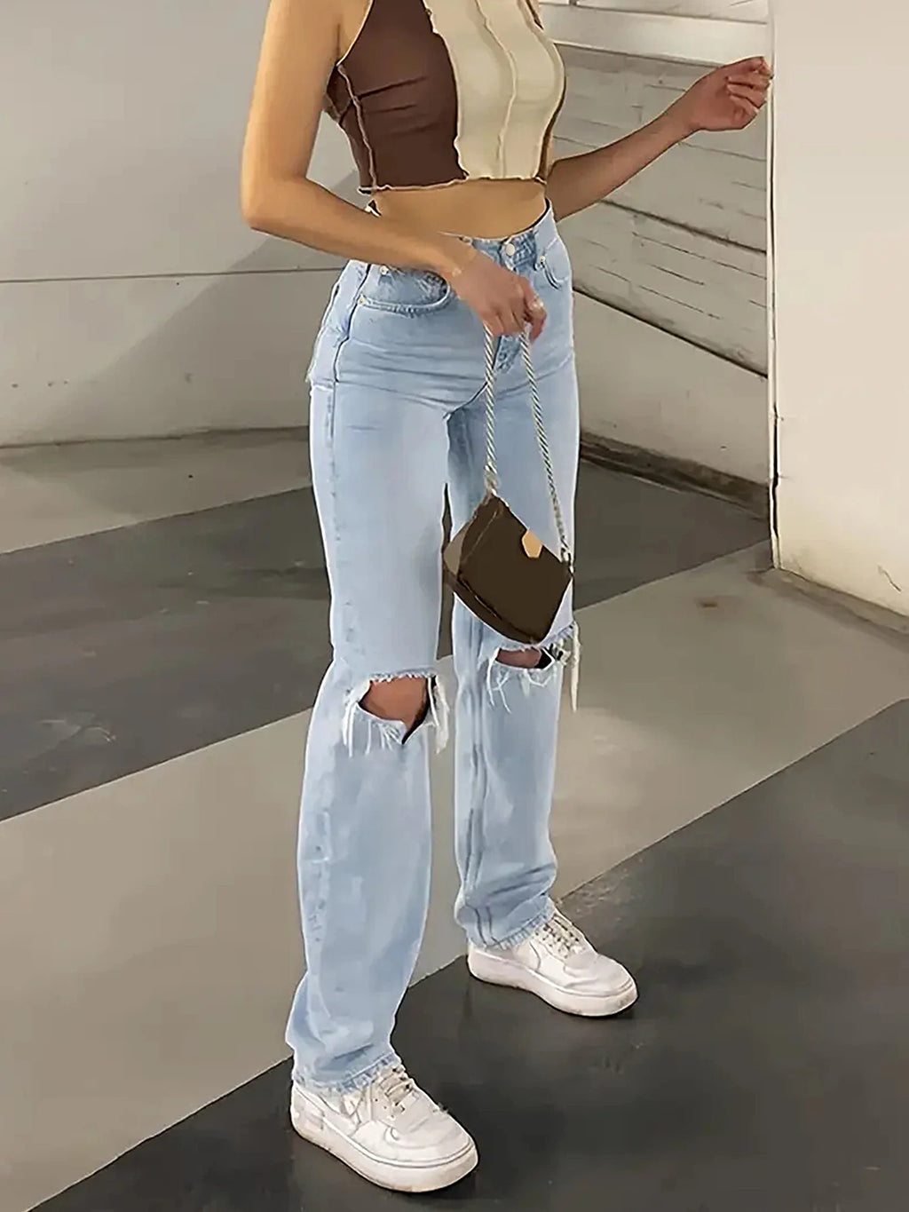 Women's new knee-piercing jeans